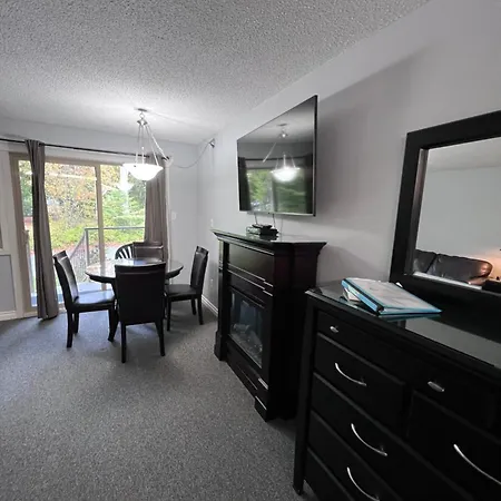 Shorewater Resort Qualicum Beach Exterior photo